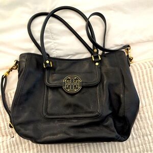 Tory Burch Amanda Hobo Bag